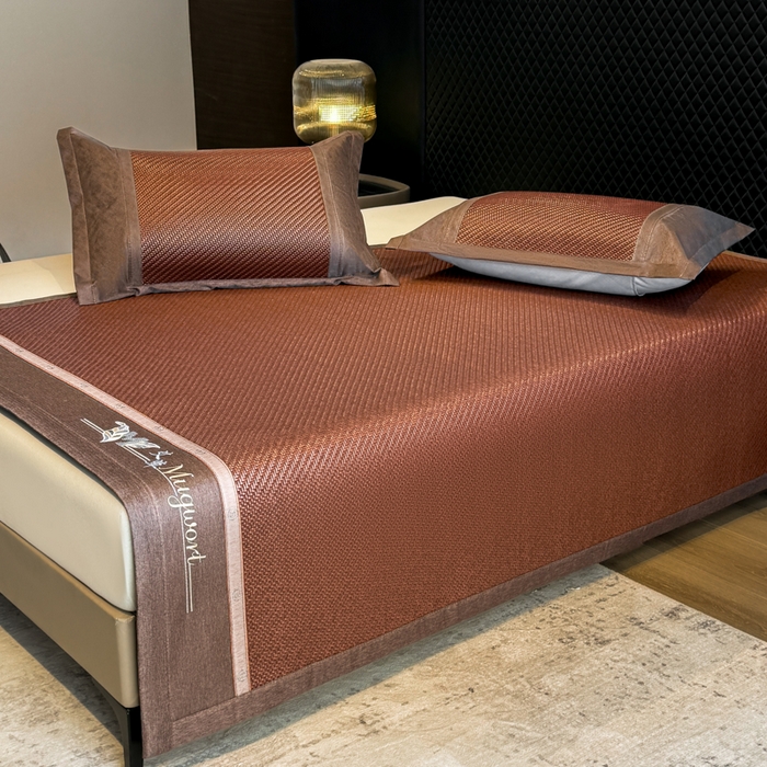 91家纺网 家纺一手货源 找家纺 鑫琪莱家纺 2026新款PE草本凉感藤席子凉席 艾草咖-床席款