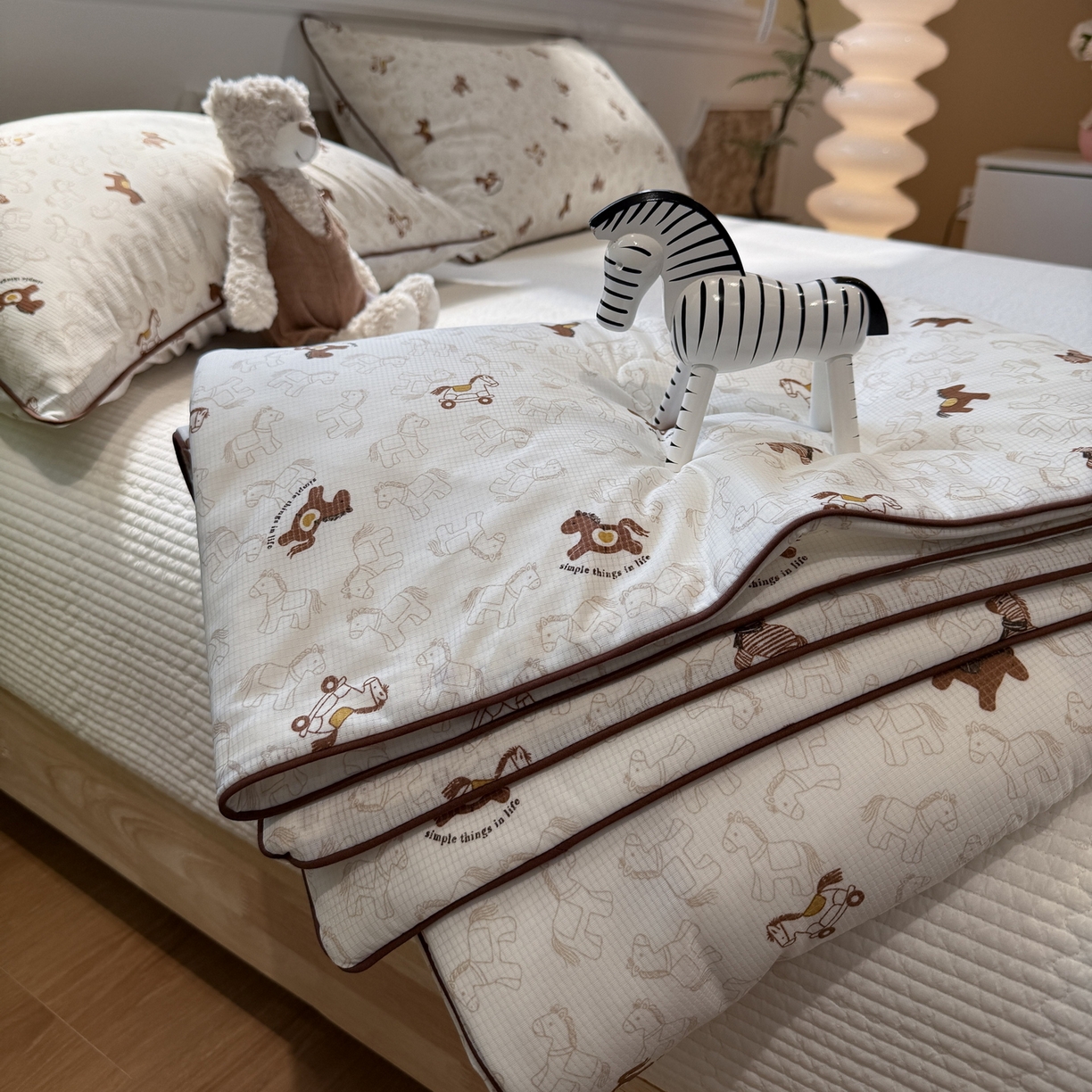 91家纺网 家纺一手货源 找家纺 （总）羚羊语家纺 2026新款凉感丝提花夏凉被（含氨）印花冰淇淋空调被针织棉被夏被冰丝云母凉感西瓜被子被芯