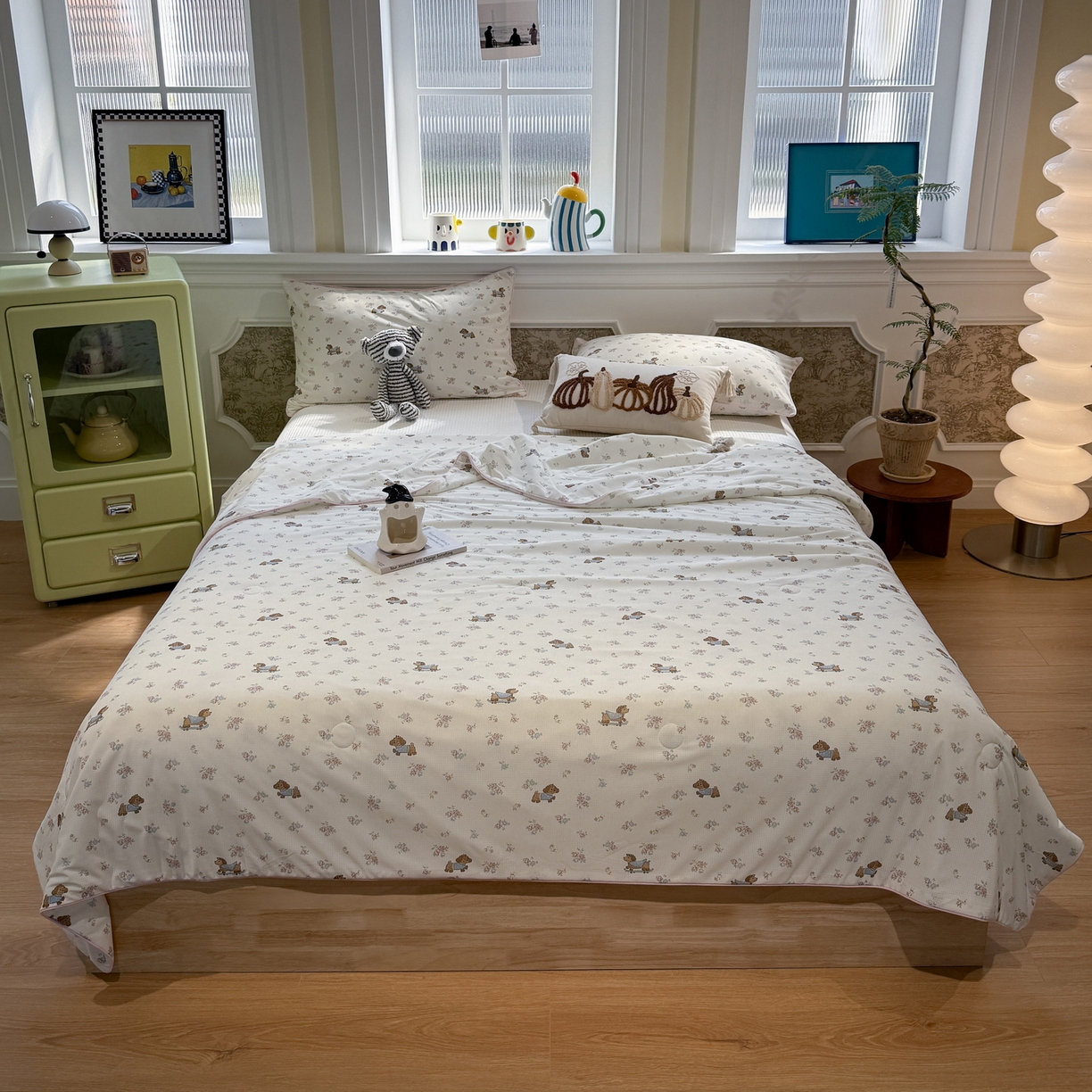 91家纺网 家纺一手货源 找家纺 羚羊语家纺 2026新款凉感丝提花夏凉被（含氨）印花冰淇淋空调被针织棉被夏被冰丝云母凉感西瓜被子被芯 腊肠小狗