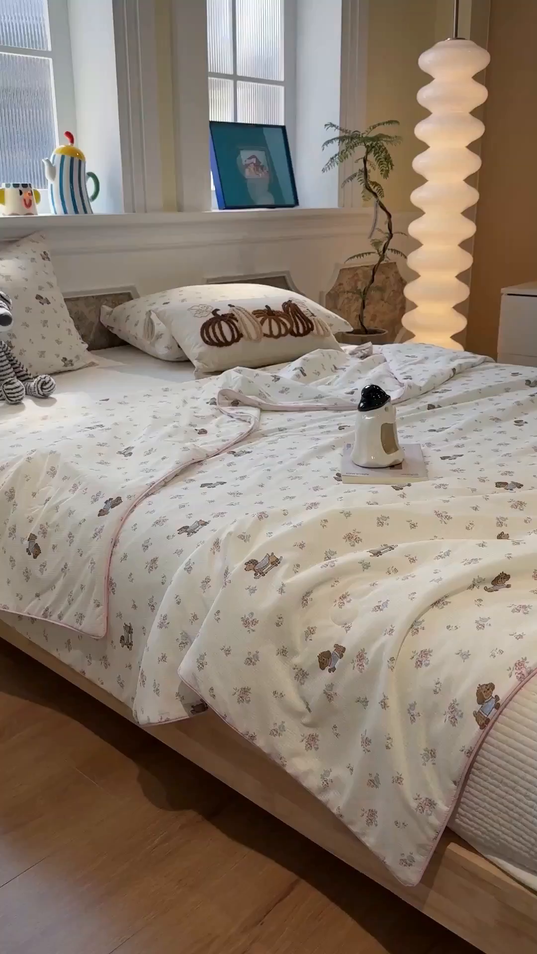 91家纺网 家纺一手货源 找家纺 羚羊语家纺 2026新款凉感丝提花夏凉被（含氨）印花冰淇淋空调被针织棉被夏被冰丝云母凉感西瓜被子被芯 腊肠小狗