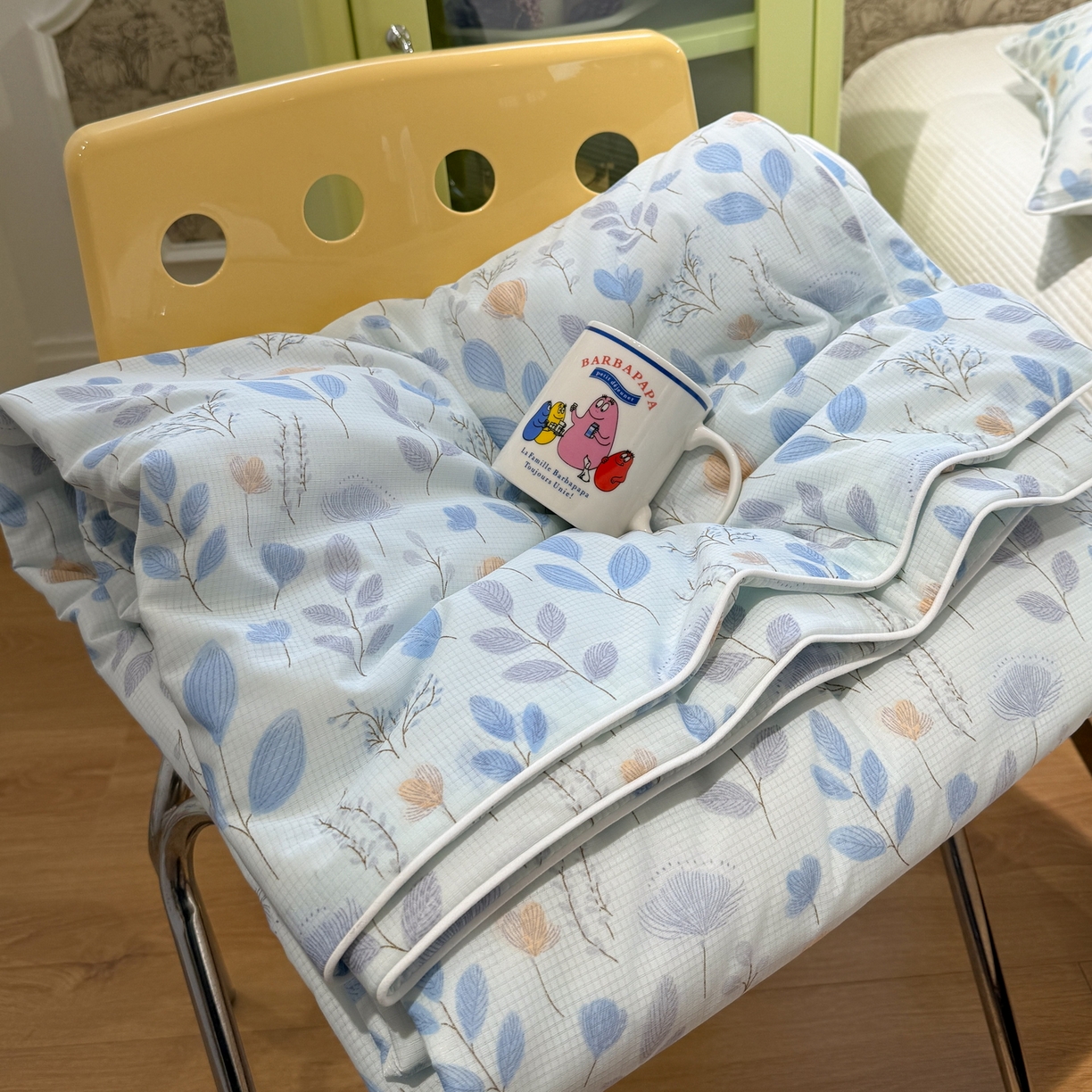 91家纺网 家纺一手货源 找家纺 羚羊语家纺 2026新款凉感丝提花夏凉被（含氨）印花冰淇淋空调被针织棉被夏被冰丝云母凉感西瓜被子被芯 浅夏