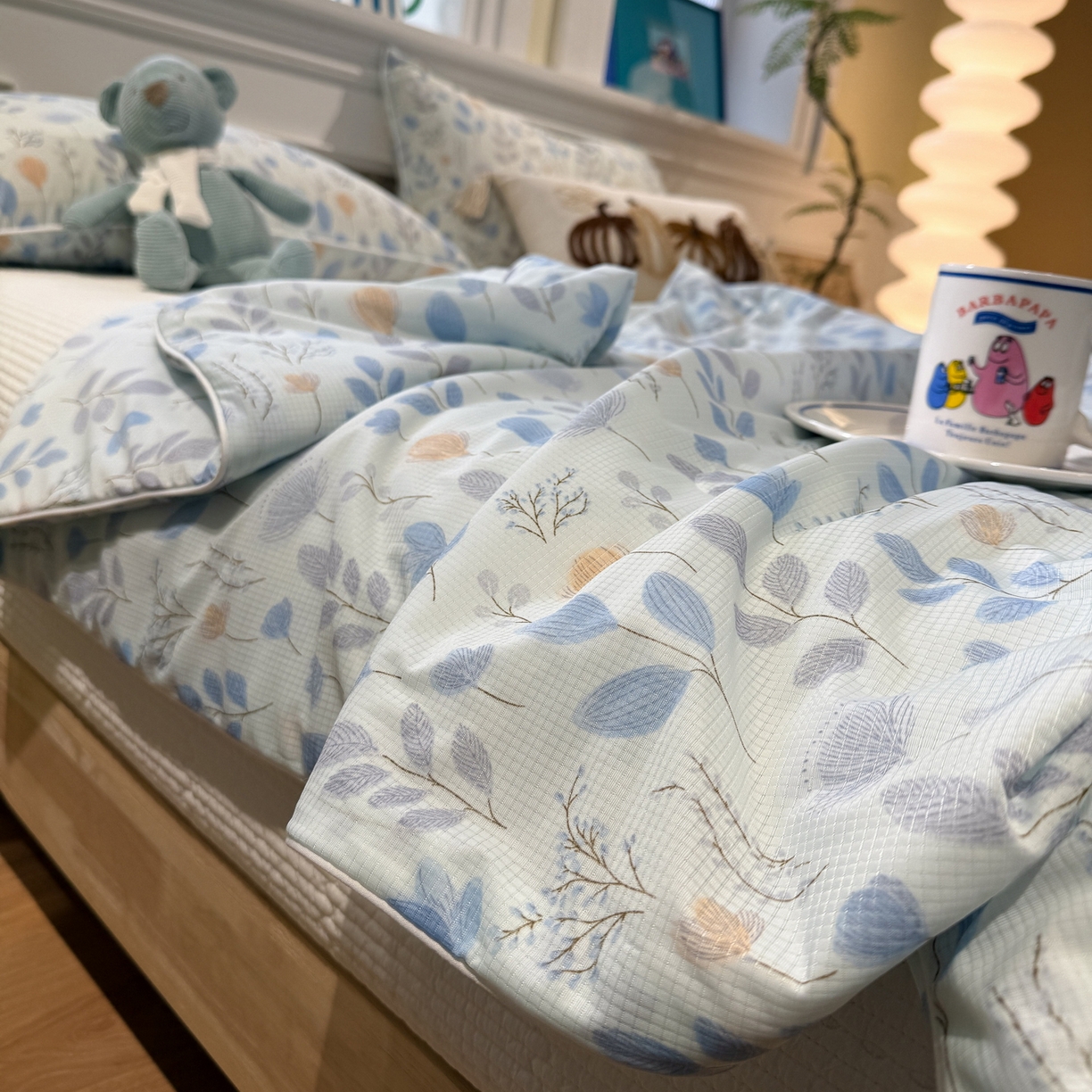 91家纺网 家纺一手货源 找家纺 羚羊语家纺 2026新款凉感丝提花夏凉被（含氨）印花冰淇淋空调被针织棉被夏被冰丝云母凉感西瓜被子被芯 浅夏