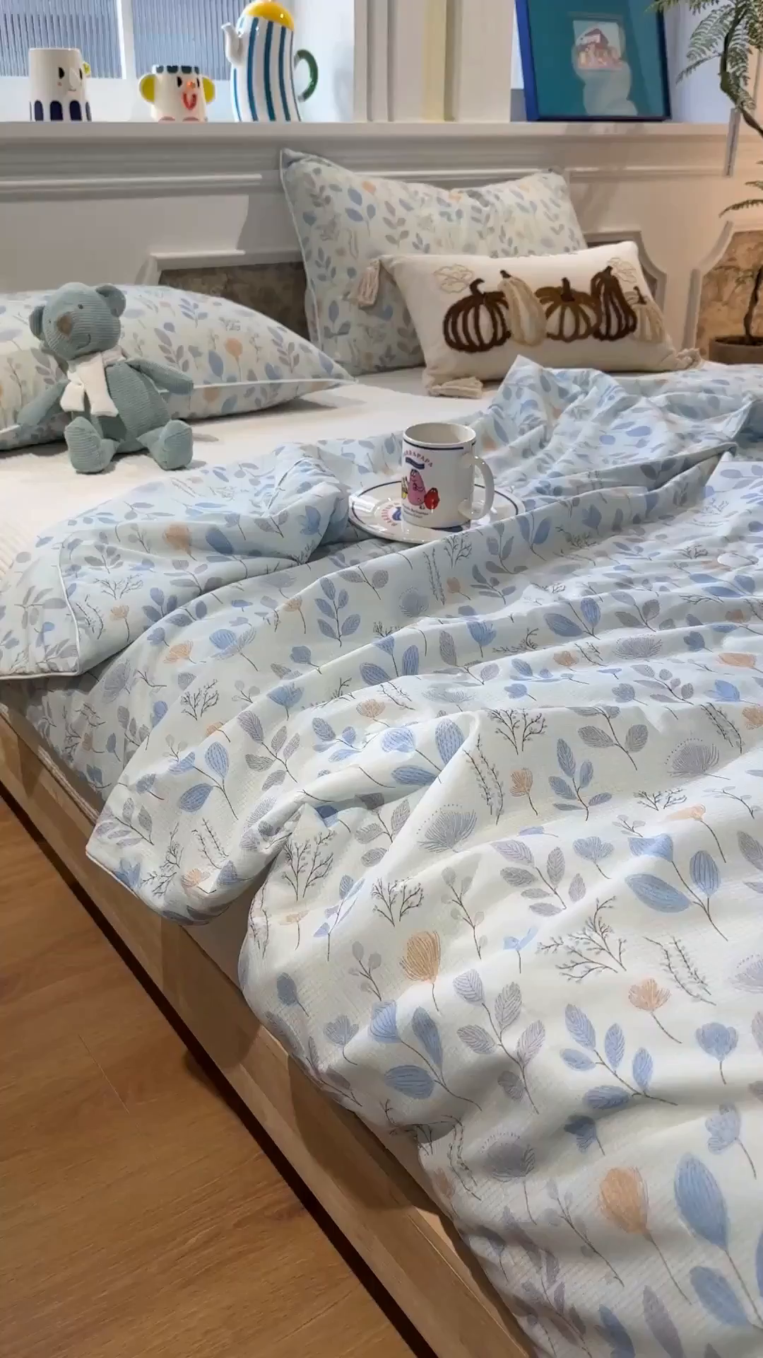 91家纺网 家纺一手货源 找家纺 羚羊语家纺 2026新款凉感丝提花夏凉被（含氨）印花冰淇淋空调被针织棉被夏被冰丝云母凉感西瓜被子被芯 浅夏