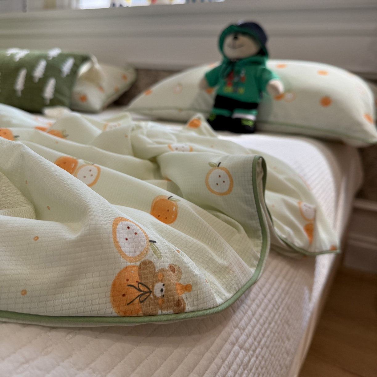 91家纺网 家纺一手货源 找家纺 羚羊语家纺 2026新款凉感丝提花夏凉被（含氨）印花冰淇淋空调被针织棉被夏被冰丝云母凉感西瓜被子被芯 甜橘梦语