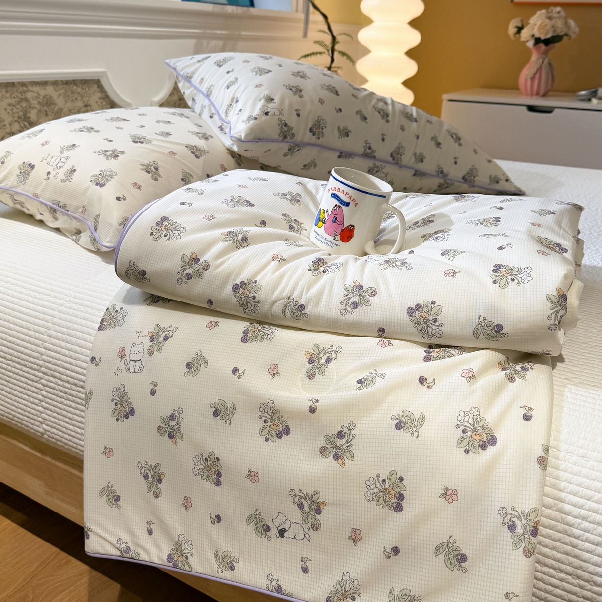 91家纺网 家纺一手货源 找家纺 羚羊语家纺 2026新款凉感丝提花夏凉被（含氨）印花冰淇淋空调被针织棉被夏被冰丝云母凉感西瓜被子被芯 西仔狗狗