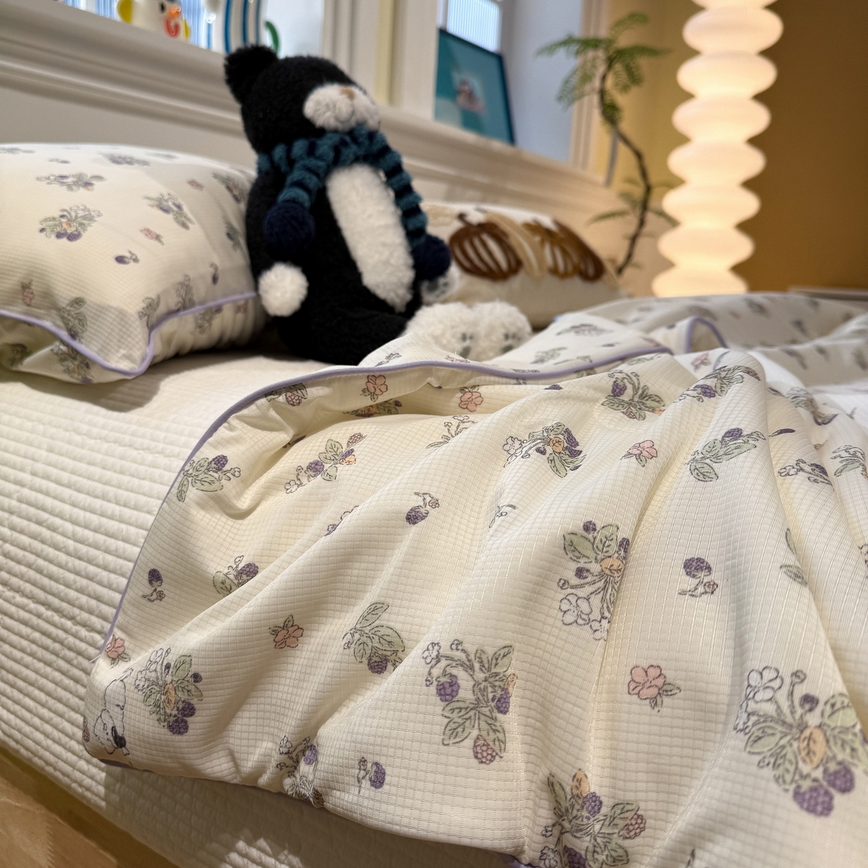 91家纺网 家纺一手货源 找家纺 羚羊语家纺 2026新款凉感丝提花夏凉被（含氨）印花冰淇淋空调被针织棉被夏被冰丝云母凉感西瓜被子被芯 西仔狗狗