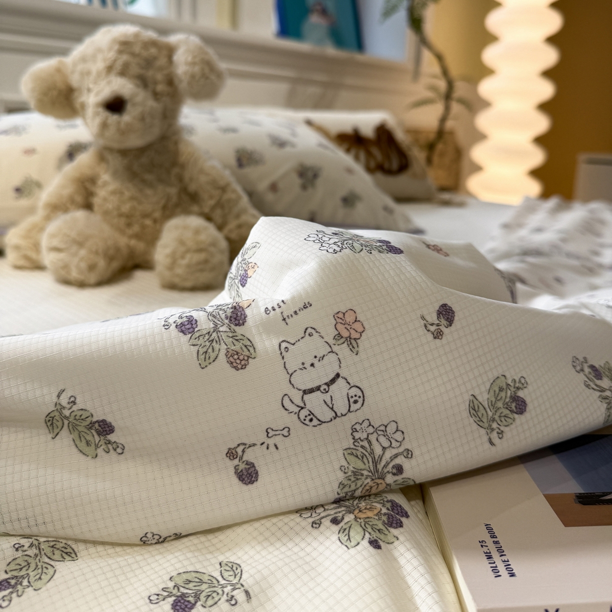 91家纺网 家纺一手货源 找家纺 羚羊语家纺 2026新款凉感丝提花夏凉被（含氨）印花冰淇淋空调被针织棉被夏被冰丝云母凉感西瓜被子被芯 西仔狗狗