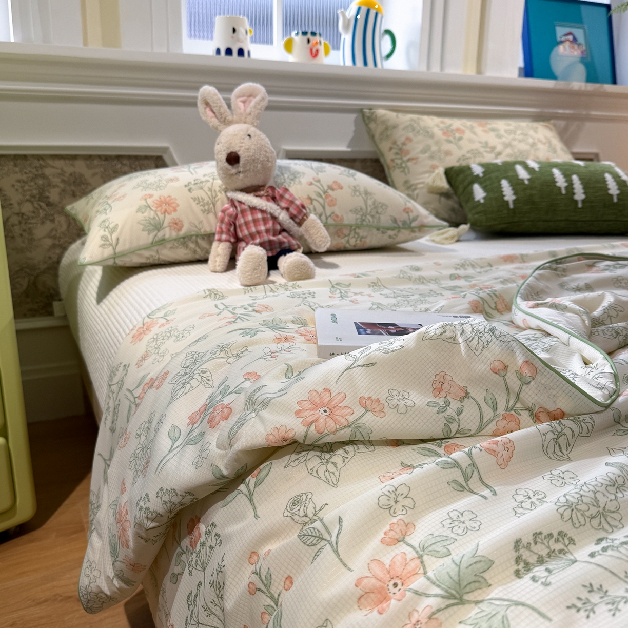 91家纺网 家纺一手货源 找家纺 羚羊语家纺 2026新款凉感丝提花夏凉被（含氨）印花冰淇淋空调被针织棉被夏被冰丝云母凉感西瓜被子被芯 闲庭花叙