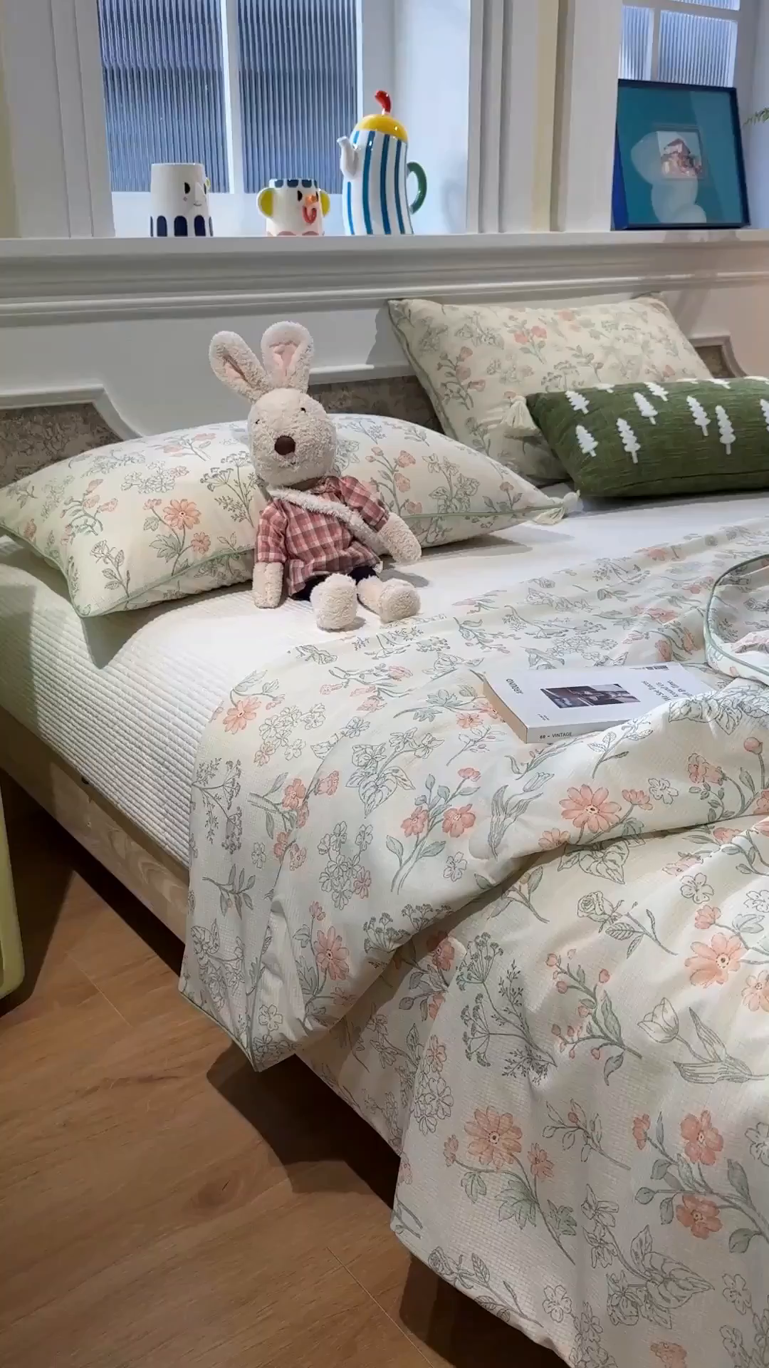 91家纺网 家纺一手货源 找家纺 羚羊语家纺 2026新款凉感丝提花夏凉被（含氨）印花冰淇淋空调被针织棉被夏被冰丝云母凉感西瓜被子被芯 闲庭花叙