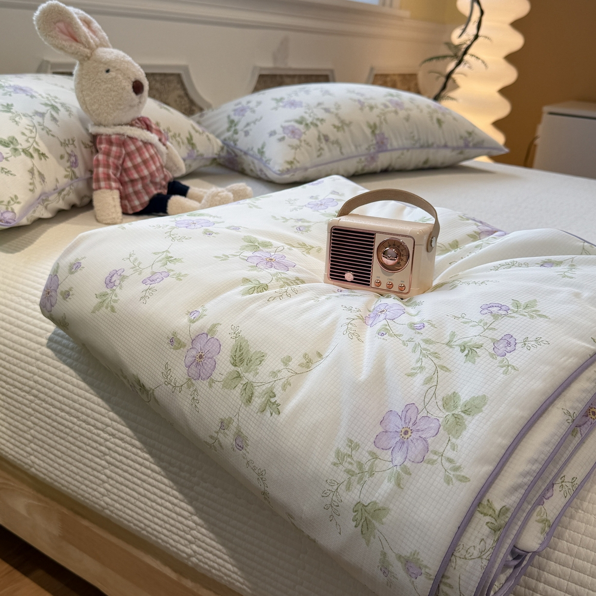 羚羊语家纺 2026新款凉感丝提花夏凉被（含氨）印花冰淇淋空调被针织棉被夏被冰丝云母凉感西瓜被子被芯 紫藤初绽