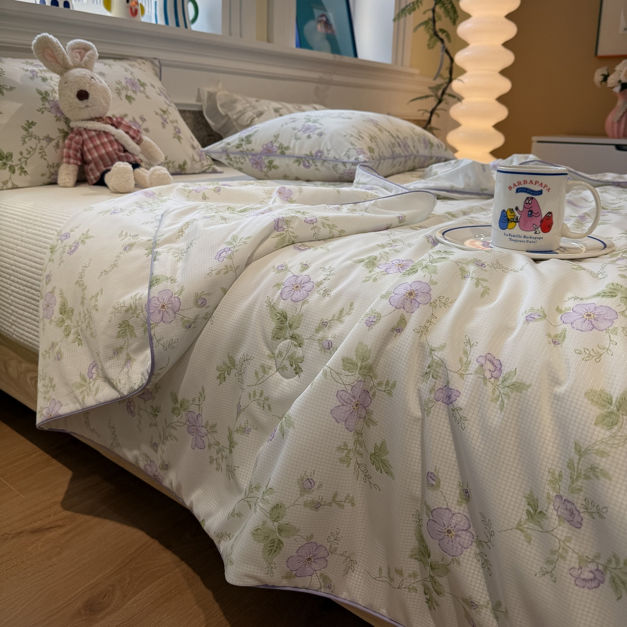 91家纺网 家纺一手货源 找家纺 羚羊语家纺 2026新款凉感丝提花夏凉被（含氨）印花冰淇淋空调被针织棉被夏被冰丝云母凉感西瓜被子被芯 紫藤初绽