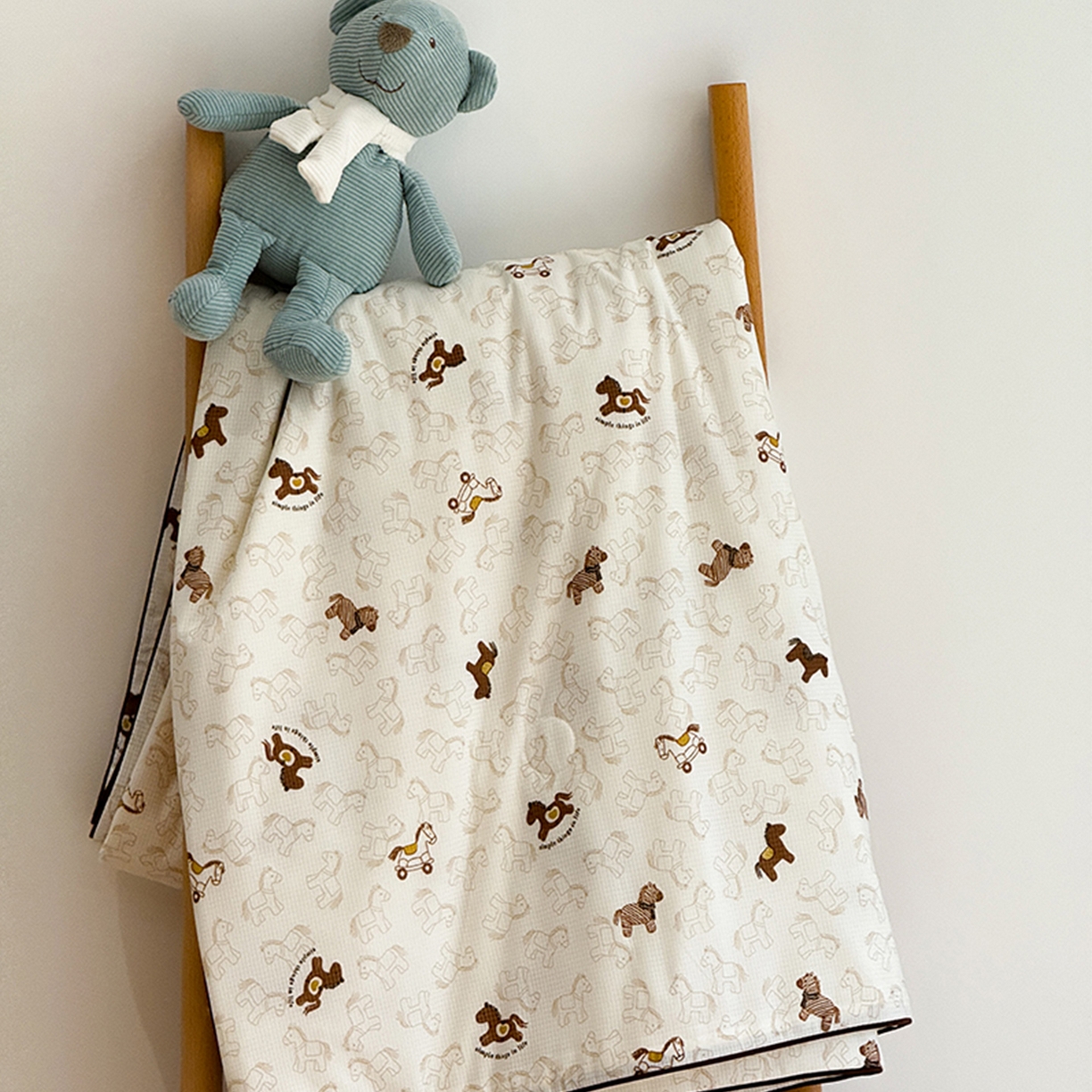 91家纺网 家纺一手货源 找家纺 羚羊语家纺 2026新款凉感丝提花夏凉被（含氨）印花冰淇淋空调被针织棉被夏被冰丝云母凉感西瓜被子被芯 组合图