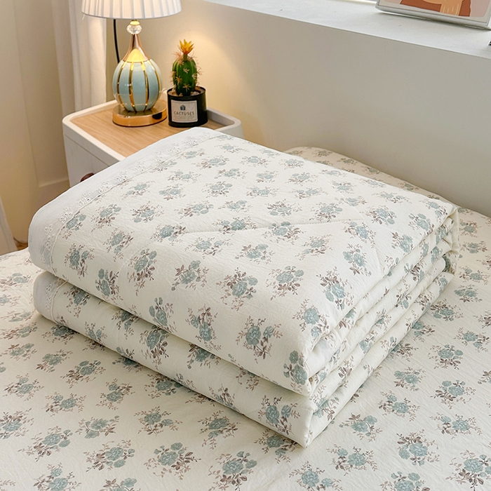 91家纺网 家纺一手货源 找家纺 欧夏家纺 2026新款蕾丝花边款夏被包边夏凉被空调被夏季薄被子直播供货跨境外贸 尚妃