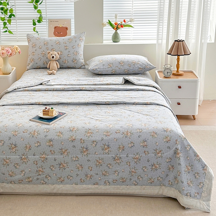 91家纺网 家纺一手货源 找家纺 欧夏家纺 2026新款蕾丝花边款夏被包边夏凉被空调被夏季薄被子直播供货跨境外贸 蔷薇