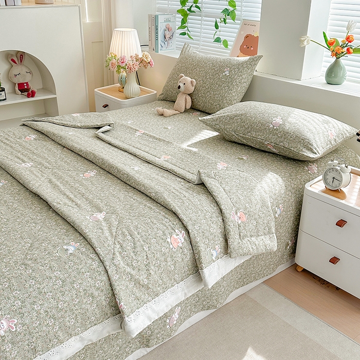 91家纺网 家纺一手货源 找家纺 欧夏家纺 2026新款蕾丝花边款夏被包边夏凉被空调被夏季薄被子直播供货跨境外贸 花园兔