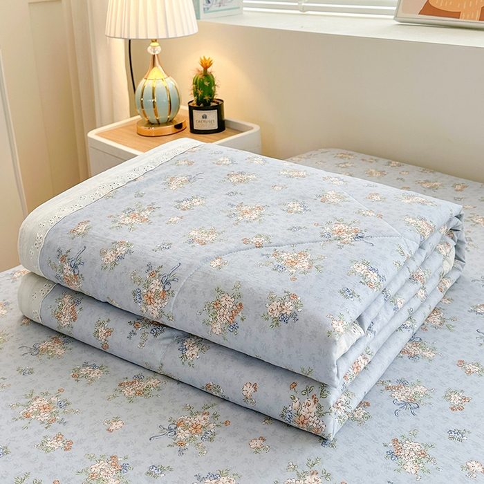 91家纺网 家纺一手货源 找家纺 欧夏家纺 2026新款蕾丝花边款夏被包边夏凉被空调被夏季薄被子直播供货跨境外贸 蔷薇