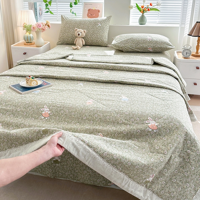 91家纺网 家纺一手货源 找家纺 欧夏家纺 2026新款蕾丝花边款夏被包边夏凉被空调被夏季薄被子直播供货跨境外贸 花园兔