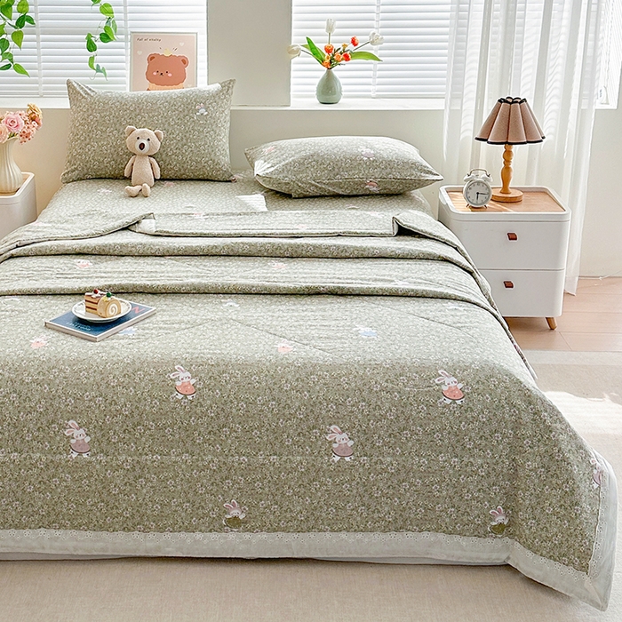 91家纺网 家纺一手货源 找家纺 欧夏家纺 2026新款蕾丝花边款夏被包边夏凉被空调被夏季薄被子直播供货跨境外贸 花园兔