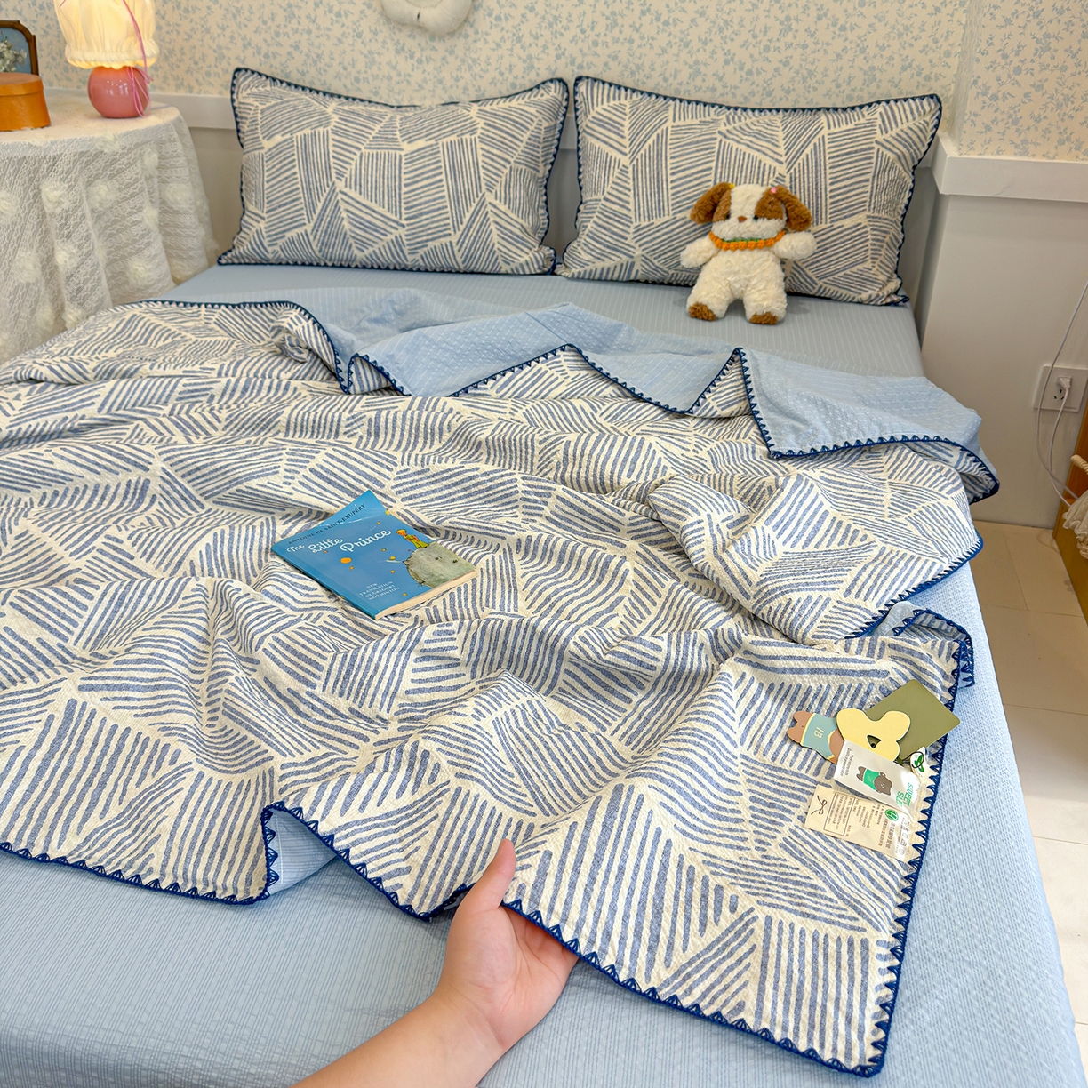 赫梵茜 2026新款泡芙双层纱三角绣夏被四件套 绅士