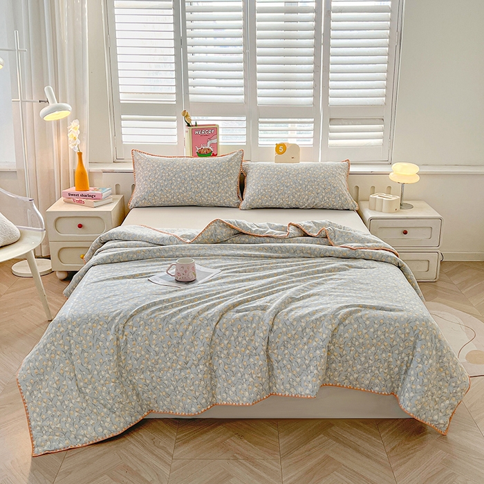 91家纺网 家纺一手货源 找家纺 阳光被业 2026新款100%棉花双层纱夏被新疆棉花空调被可机洗夏凉被绣边踩棉工艺 花絮--灰