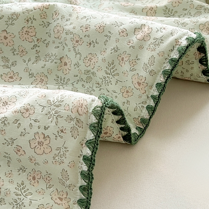 91家纺网 家纺一手货源 找家纺 阳光被业 2026新款100%棉花双层纱夏被新疆棉花空调被可机洗夏凉被绣边踩棉工艺 绿野花开