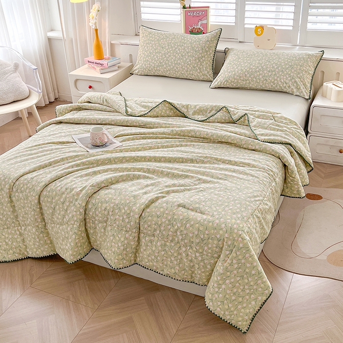 91家纺网 家纺一手货源 找家纺 阳光被业 2026新款100%棉花双层纱夏被新疆棉花空调被可机洗夏凉被绣边踩棉工艺 花絮--绿