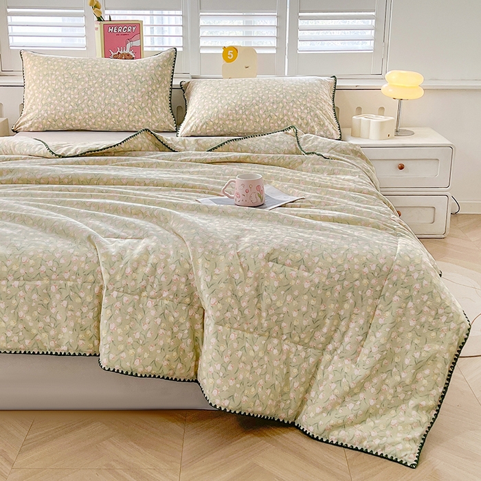 91家纺网 家纺一手货源 找家纺 阳光被业 2026新款100%棉花双层纱夏被新疆棉花空调被可机洗夏凉被绣边踩棉工艺 花絮--绿