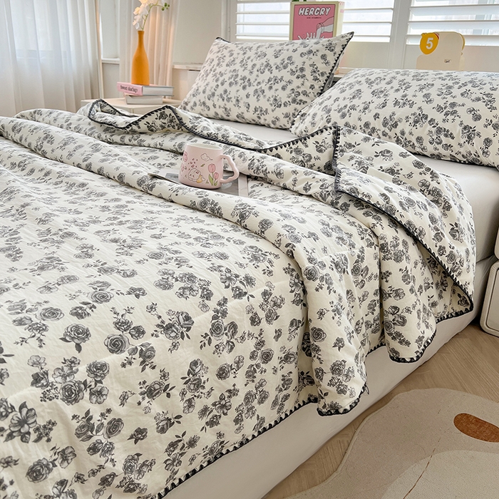 91家纺网 家纺一手货源 找家纺 锦尚坊被芯馆 2026新款100%棉花双层纱夏被新疆棉花空调被可机洗夏凉被绣边踩棉工艺 繁花似锦