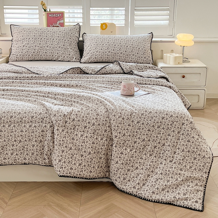 91家纺网 家纺一手货源 找家纺 锦尚坊被芯馆 2026新款100%棉花双层纱夏被新疆棉花空调被可机洗夏凉被绣边踩棉工艺 花海--灰