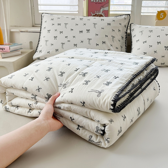 91家纺网 家纺一手货源 找家纺 锦尚坊被芯馆 2026新款100%棉花双层纱夏被新疆棉花空调被可机洗夏凉被绣边踩棉工艺 蝶絮