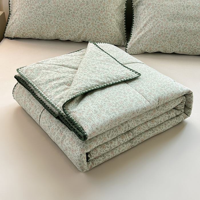 91家纺网 家纺一手货源 找家纺 锦尚坊被芯馆 2026新款100%棉花双层纱夏被新疆棉花空调被可机洗夏凉被绣边踩棉工艺 绿野花开