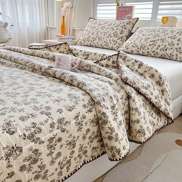 91家纺网 家纺一手货源 找家纺 锦尚坊被芯馆 2026新款100%棉花双层纱夏被新疆棉花空调被可机洗夏凉被绣边踩棉工艺 绽放