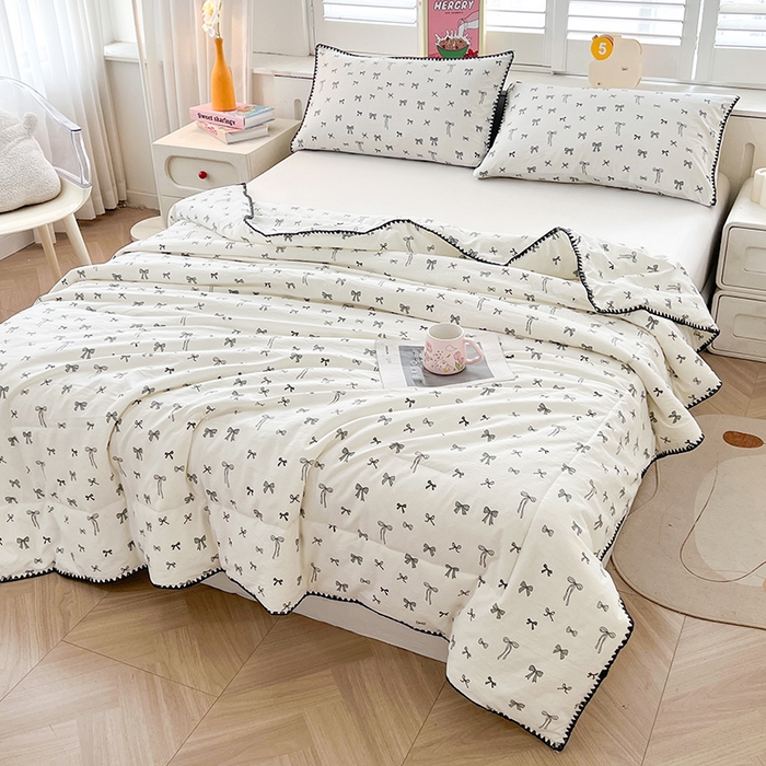 91家纺网 家纺一手货源 找家纺 锦尚坊被芯馆 2026新款100%棉花双层纱夏被新疆棉花空调被可机洗夏凉被绣边踩棉工艺 蝶絮