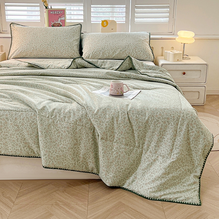 91家纺网 家纺一手货源 找家纺 锦尚坊被芯馆 2026新款100%棉花双层纱夏被新疆棉花空调被可机洗夏凉被绣边踩棉工艺 绿野花开