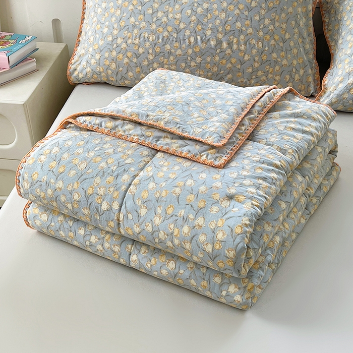 91家纺网 家纺一手货源 找家纺 锦尚坊被芯馆 2026新款100%棉花双层纱夏被新疆棉花空调被可机洗夏凉被绣边踩棉工艺 花絮--灰