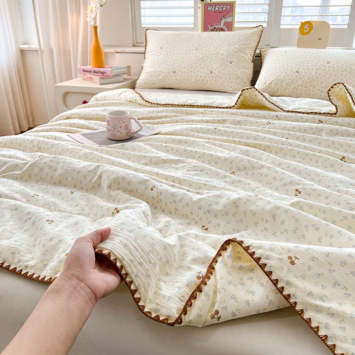 91家纺网 家纺一手货源 找家纺 锦尚坊被芯馆 2026新款100%棉花双层纱夏被新疆棉花空调被可机洗夏凉被绣边踩棉工艺 富贵樱桃