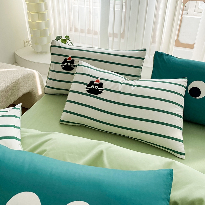 91家纺网 家纺一手货源 找家纺 眷恋家纺 2026新款多巴胺水洗棉毛巾绣四件套 猫咪-奶油绿