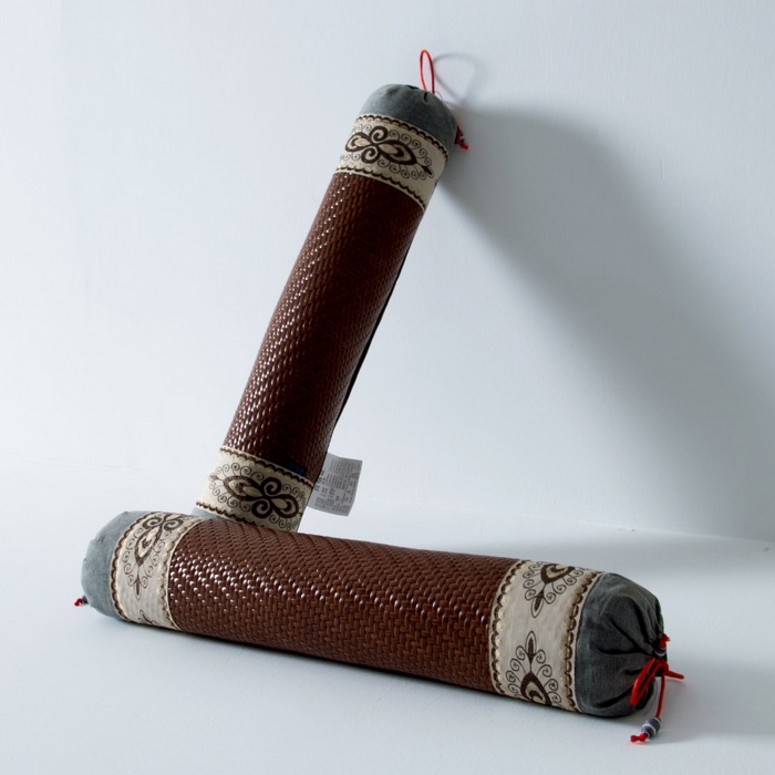 91家纺网 家纺一手货源 找家纺 莉迪娅 2025新款保健枕头茶叶颈椎枕头竹片护颈枕小圆枕骨头枕 野山藤小圆枕