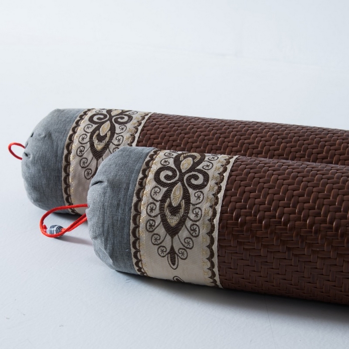 91家纺网 家纺一手货源 找家纺 莉迪娅 2025新款保健枕头茶叶颈椎枕头竹片护颈枕小圆枕骨头枕 野山藤小圆枕