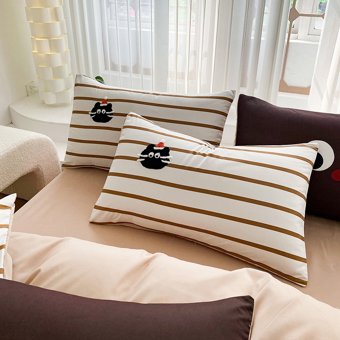 91家纺网 家纺一手货源 找家纺 眷恋家纺 2026新款多巴胺水洗棉毛巾绣四件套 猫咪-焦糖咖