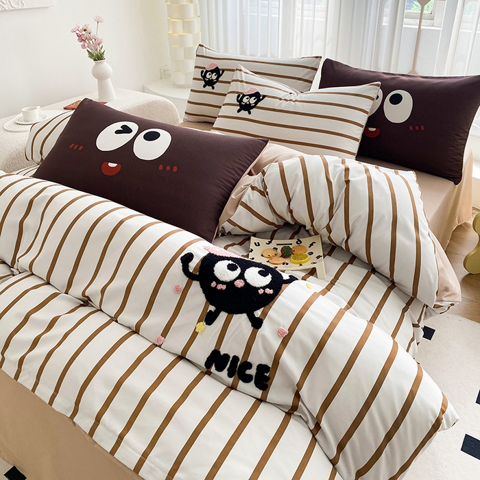 91家纺网 家纺一手货源 找家纺 眷恋家纺 2026新款多巴胺水洗棉毛巾绣四件套 煤球-焦糖咖