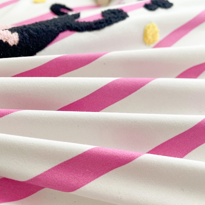 91家纺网 家纺一手货源 找家纺 眷恋家纺 2026新款多巴胺水洗棉毛巾绣四件套 煤球-树莓粉