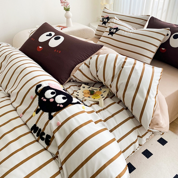 91家纺网 家纺一手货源 找家纺 眷恋家纺 2026新款多巴胺水洗棉毛巾绣四件套 煤球-焦糖咖