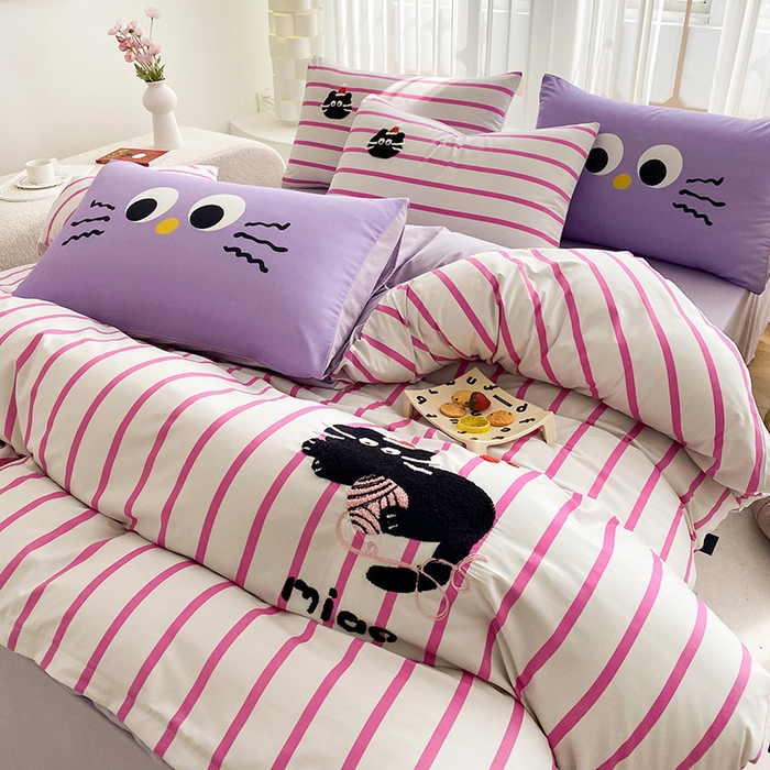 91家纺网 家纺一手货源 找家纺 眷恋家纺 2026新款多巴胺水洗棉毛巾绣四件套 猫咪-树莓粉