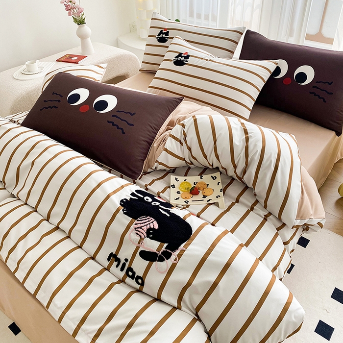 91家纺网 家纺一手货源 找家纺 眷恋家纺 2026新款多巴胺水洗棉毛巾绣四件套 猫咪-焦糖咖