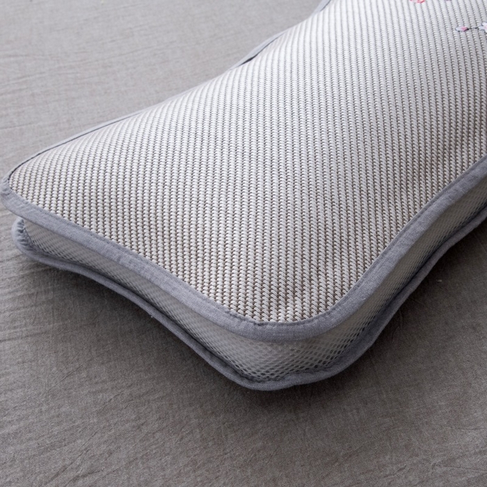 91家纺网 家纺一手货源 找家纺 莉迪娅 2026新款蝶形荞麦壳枕头荞麦枕凉席枕头夏季枕头 喜上眉梢灰