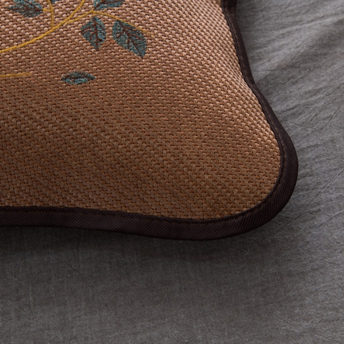 91家纺网 家纺一手货源 找家纺 莉迪娅 2026新款荞麦壳枕头枕芯夏季凉席藤席枕头夏凉枕 艾草圆角咖