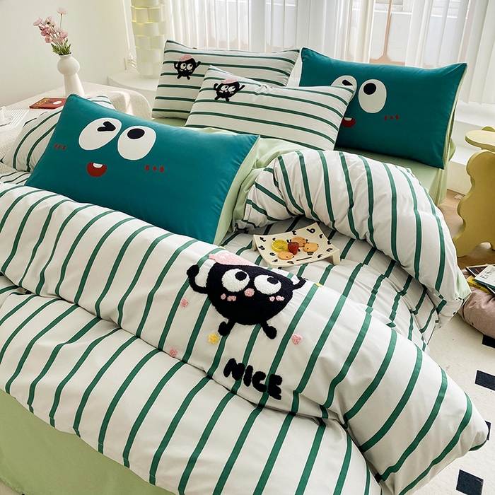 91家纺网 家纺一手货源 找家纺 眷恋家纺 2026新款多巴胺水洗棉毛巾绣四件套 煤球-奶油绿