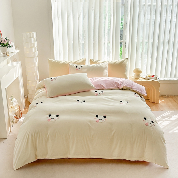 91家纺网 家纺一手货源 找家纺 （总）眷恋家纺 2026新款卡通毛巾绣水洗棉四件套