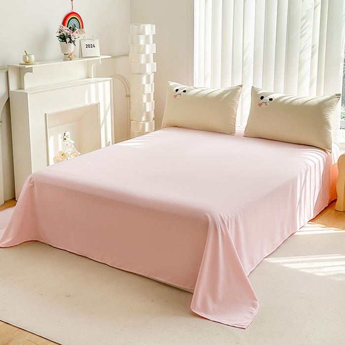 91家纺网 家纺一手货源 找家纺 眷恋家纺 2026新款卡通毛巾绣水洗棉四件套 迷你狗-米黄+浅粉